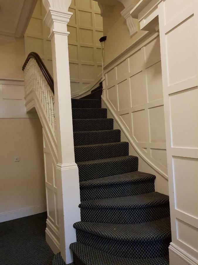 Central Matlock Apartment Экстерьер фото